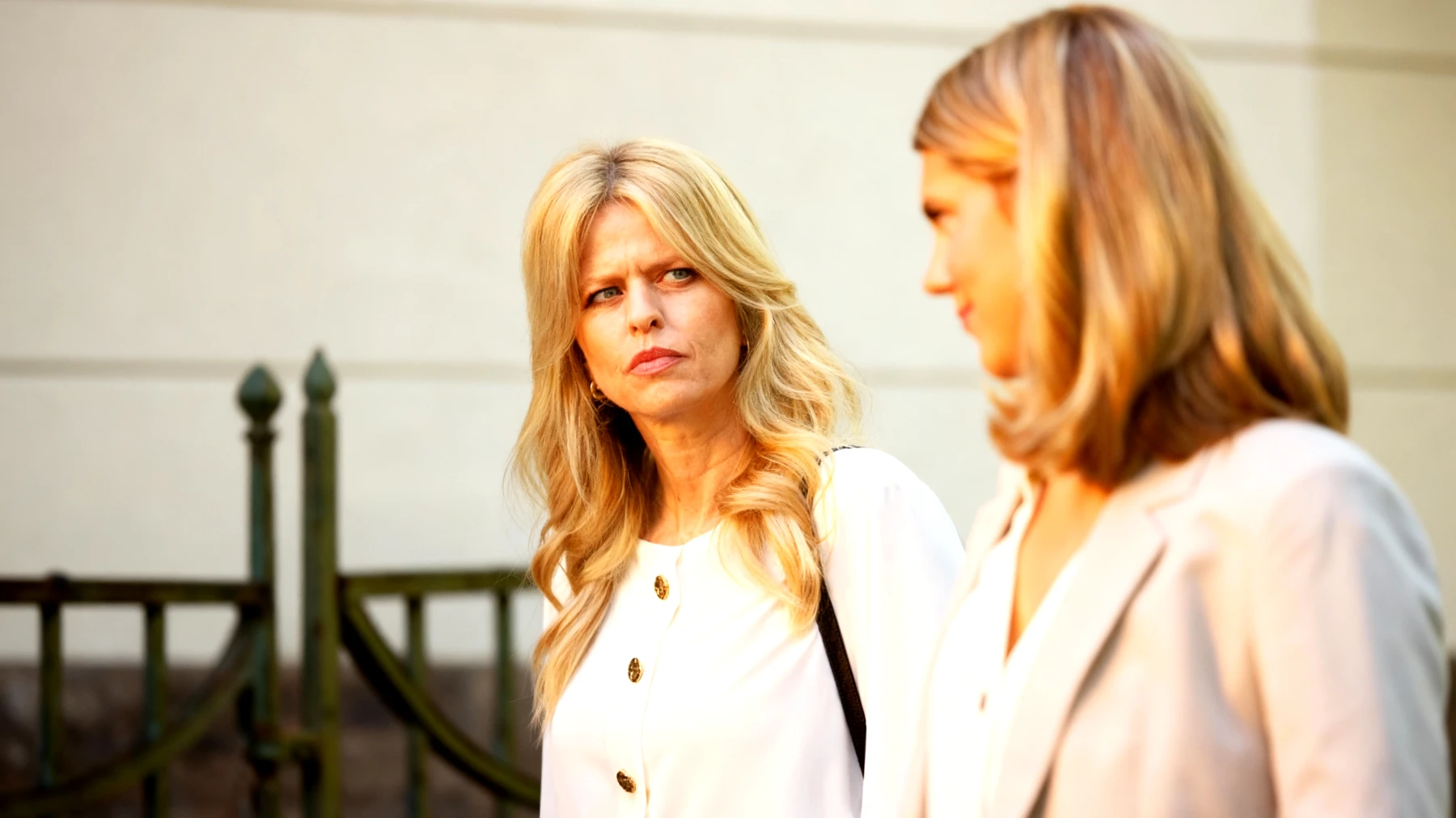 Unter uns2025-11-26T05:33:44.542Z"